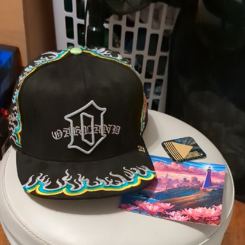 DVNIEL LUU OAKLAND Limited Edition Premium Embroidered Snapback